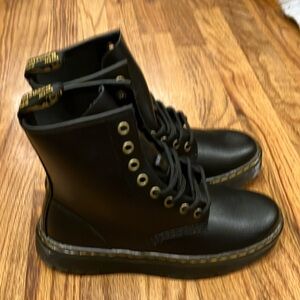 Dr Martin Black Textured Leather Lace-Up Boots